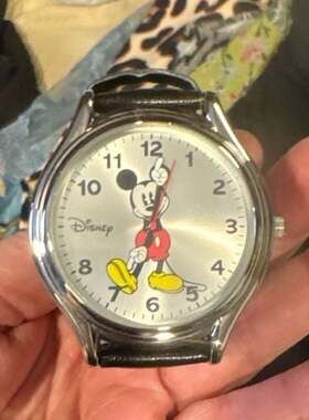 NIB Disney Mickey Mouse Silver Dial Classic Black Strap Watch by M.Z. Berger wit